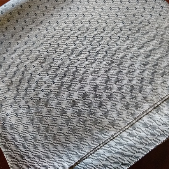 NWOT Fendi silk square scarf - Picture 2 of 9